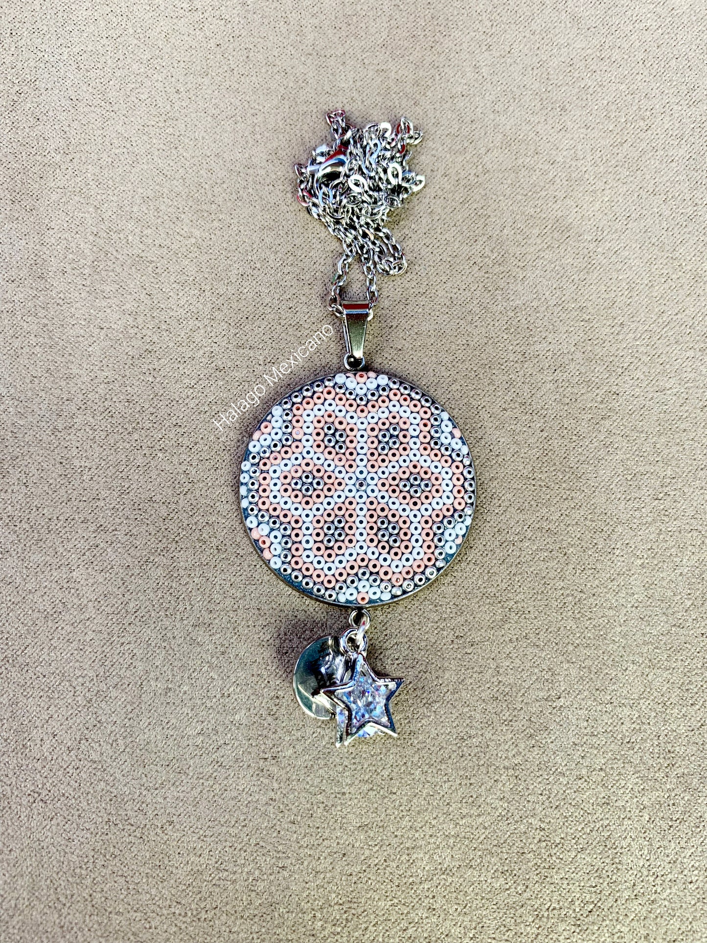 Collar con diseño Flor de Peyote