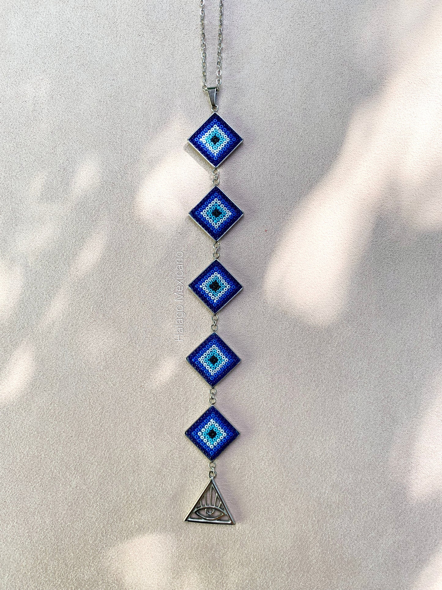Collar corbatín de rombos Ojo Azul