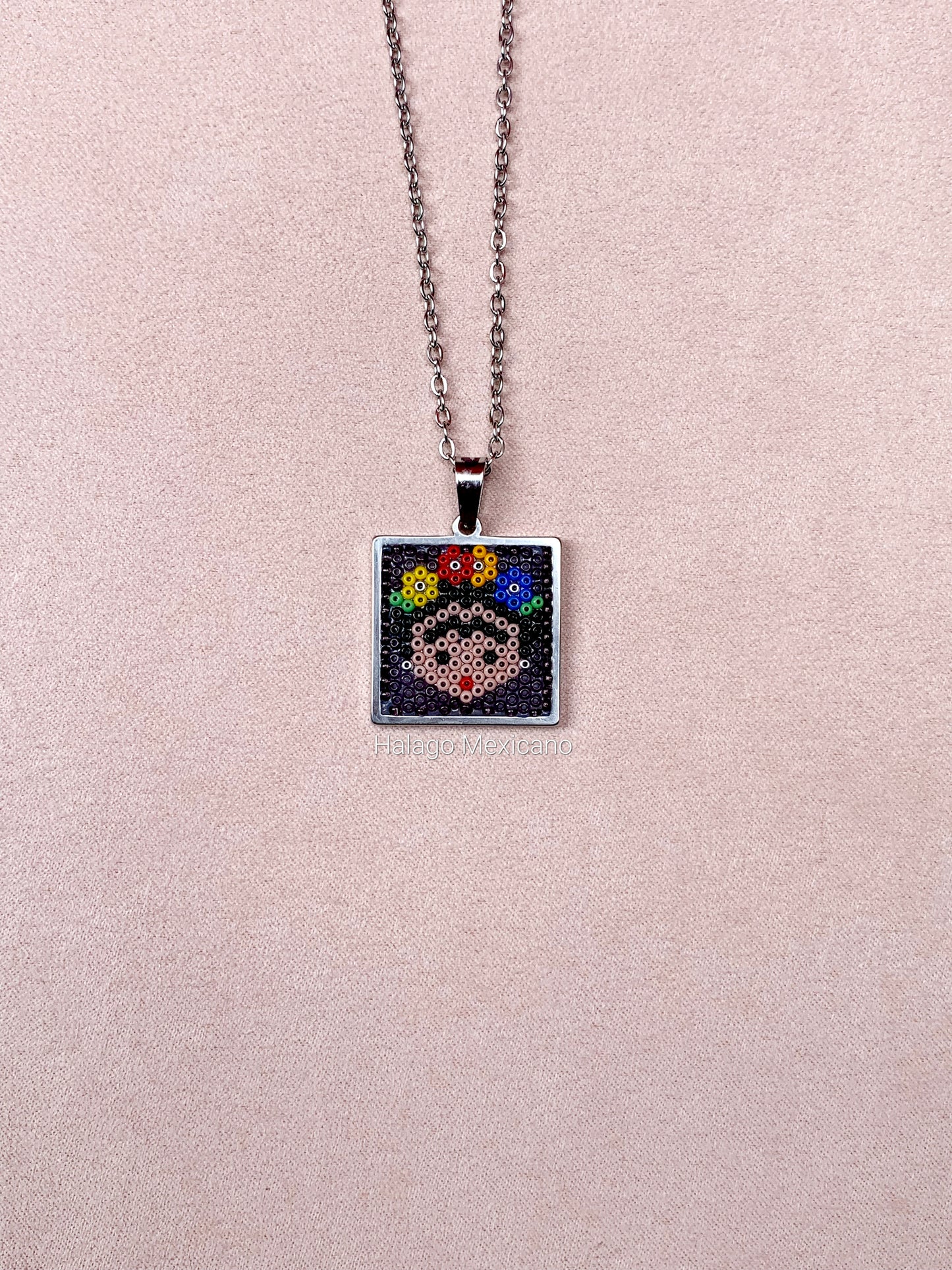 Collar cuadrado chico Frida morado