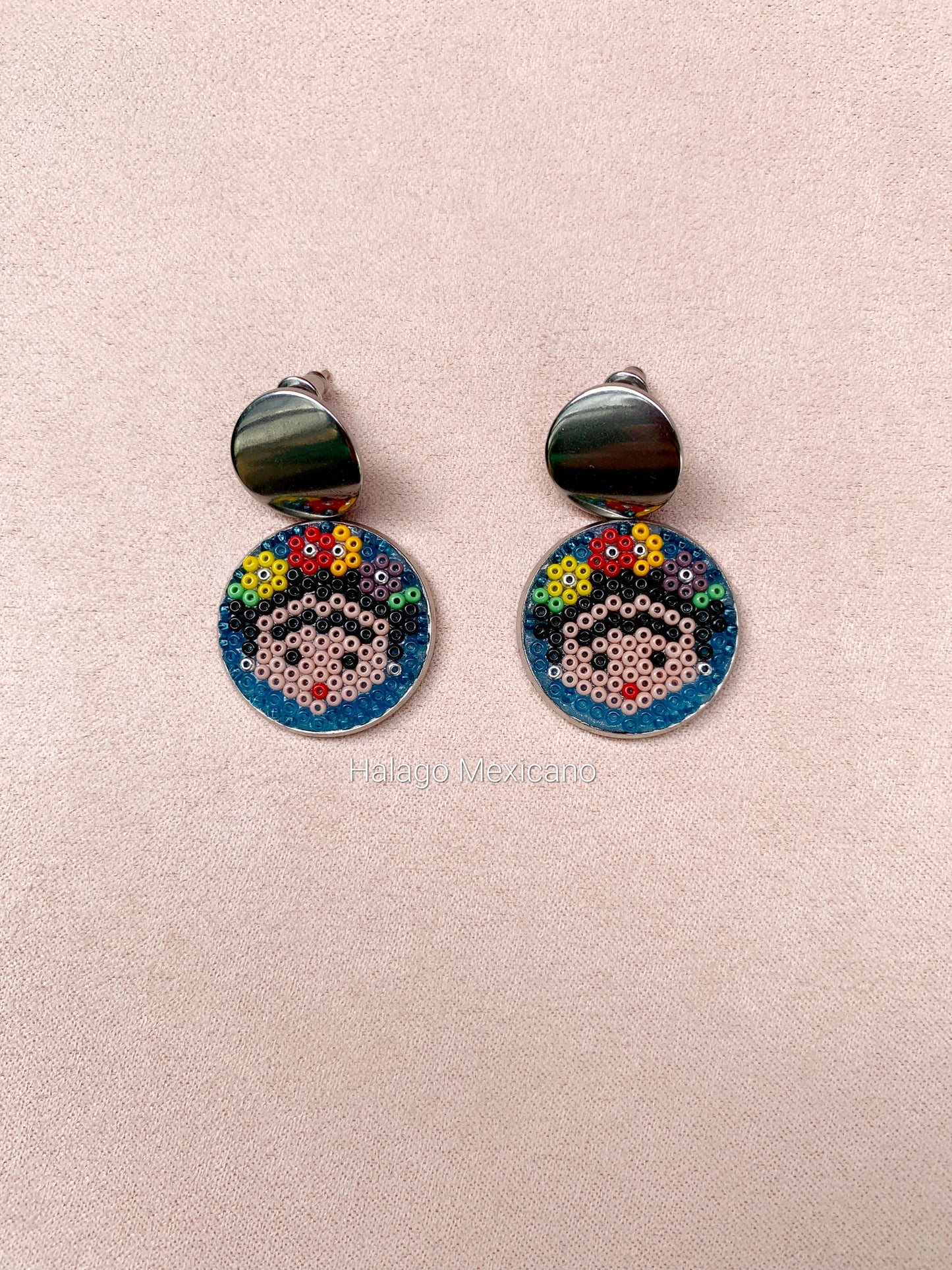 Aretes redondos Frida plateados