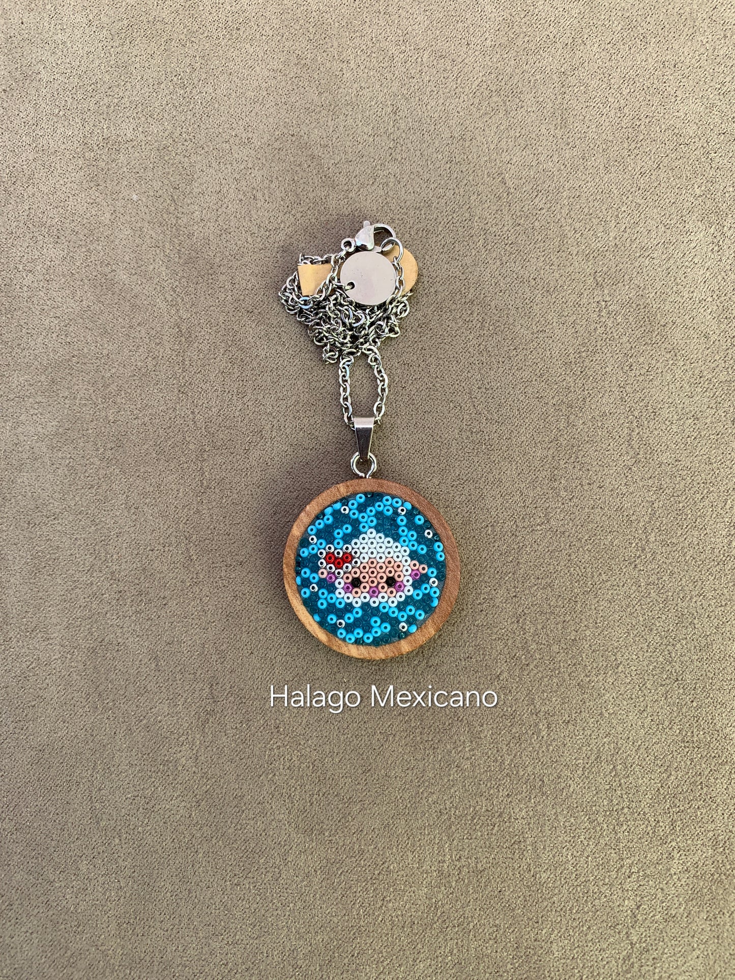 Collar madera Borreguito de la Abundancia